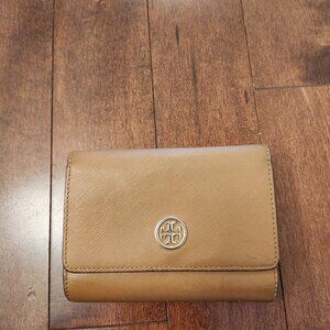 Tory Burch Robinson medium wallet in leather